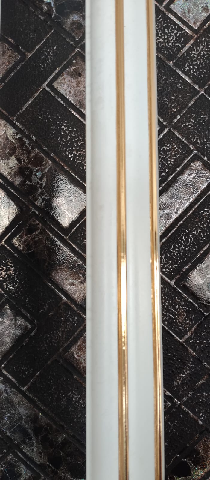 White and Gold French Moulding pattern 3 for wall | 8 Feet * 30 mm