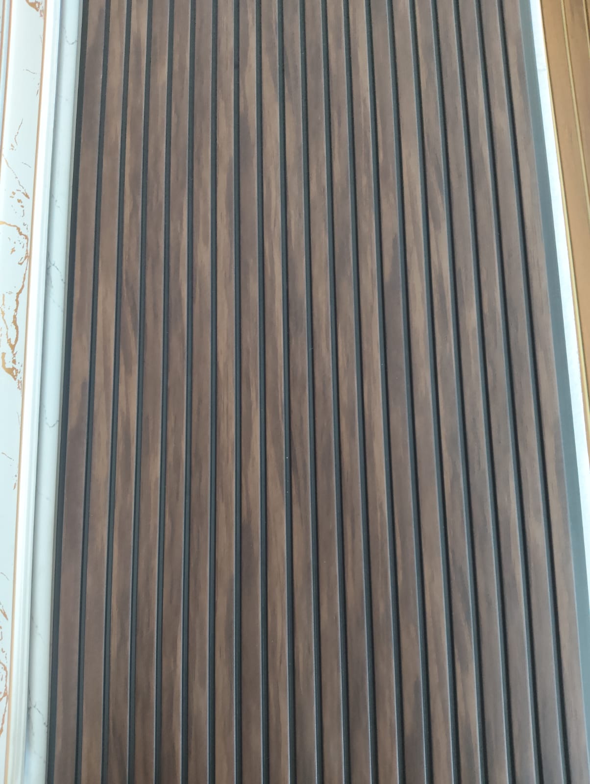 Wooden Charcoal Louver and Plank | 9.5 Feet *  1 Feet